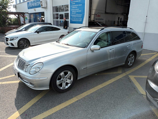 Mercedes-Benz E