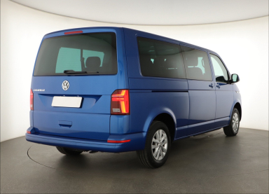 Volkswagen Caravelle - 2023