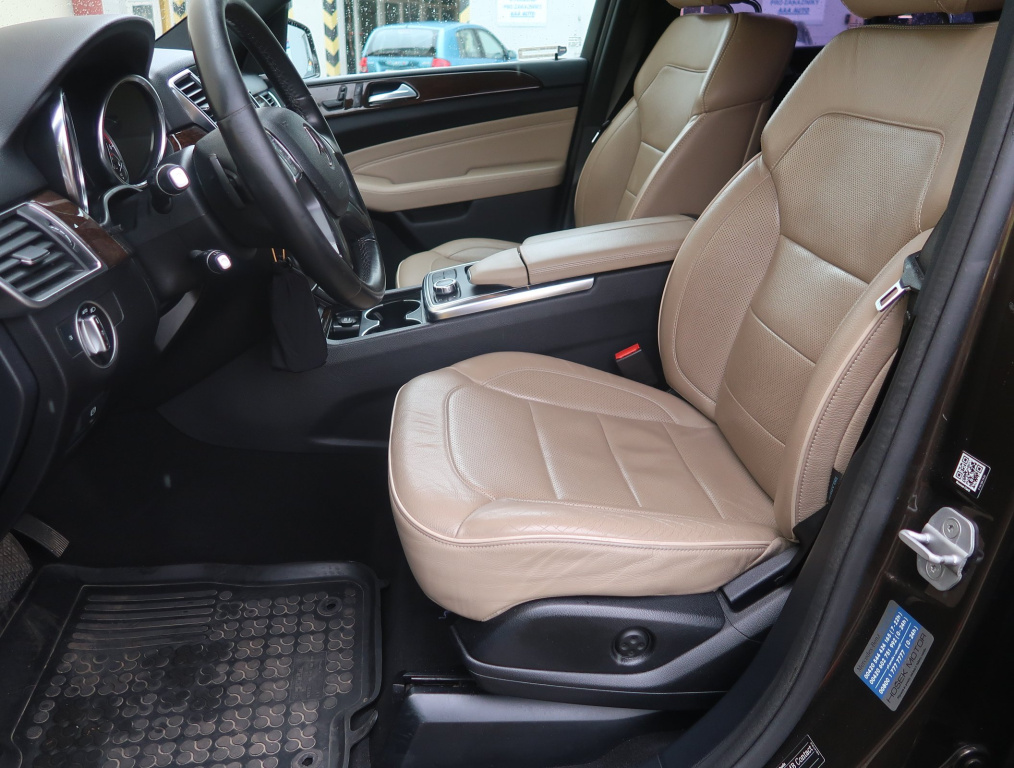 Mercedes-Benz ML