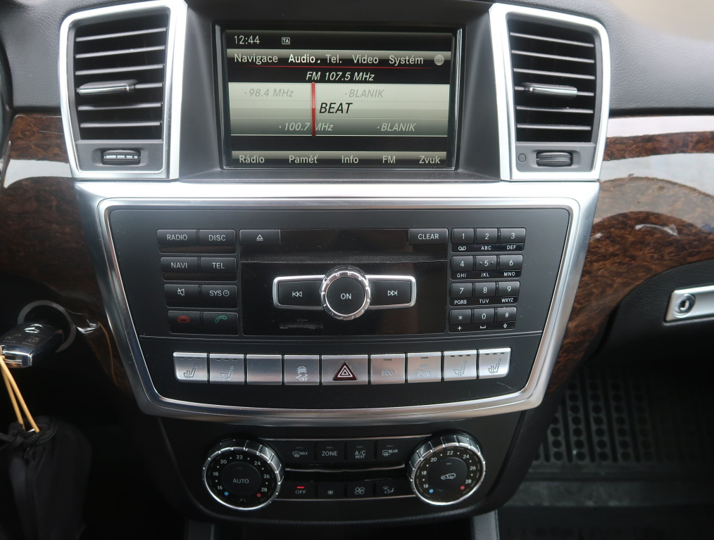 Mercedes-Benz ML