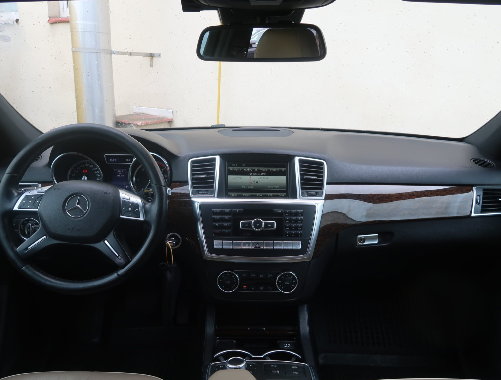 Mercedes-Benz ML