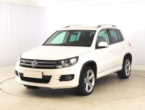 Volkswagen Tiguan - 2012