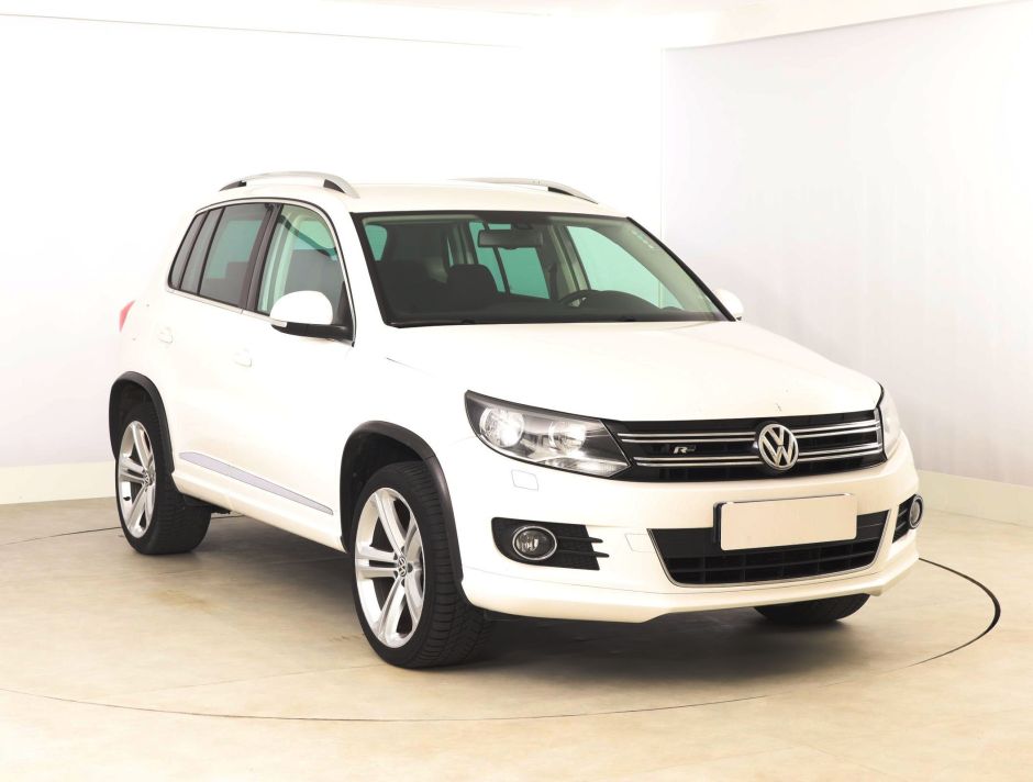 Volkswagen Tiguan - 2012