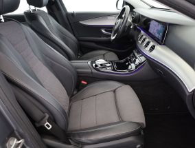 Mercedes-Benz E - 2016