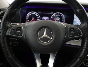 Mercedes-Benz E - 2016