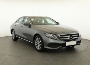 Mercedes-Benz E - 2016