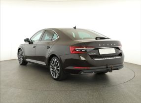 Skoda Superb - 2021