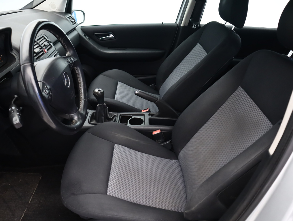 Mercedes-Benz A