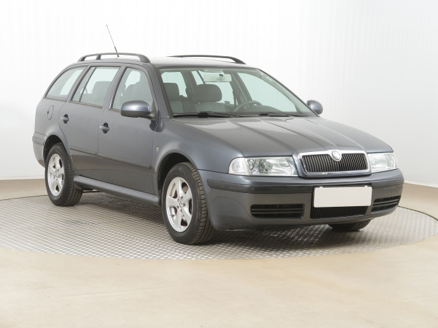 Škoda Octavia 2010