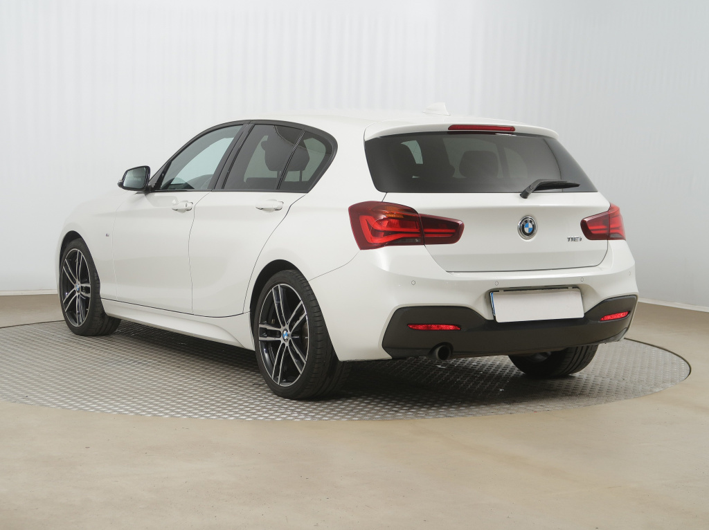 BMW 1
