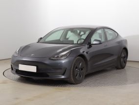 Tesla Model 3 - 2021