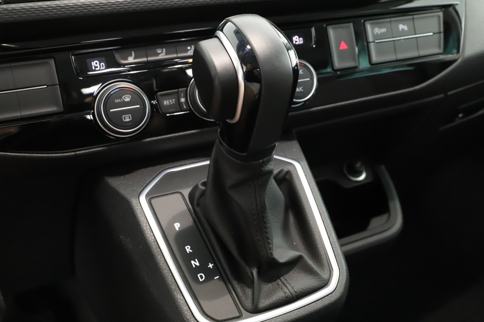 Volkswagen Multivan - 2022