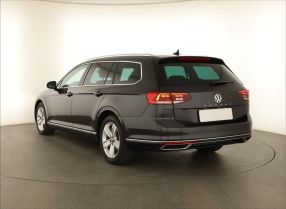 Volkswagen Passat - 2020