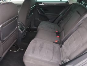 Volkswagen Tiguan - 2019