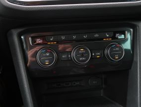 Volkswagen Tiguan - 2019