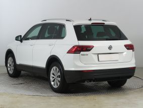 Volkswagen Tiguan - 2019