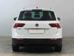 Volkswagen Tiguan - 2019