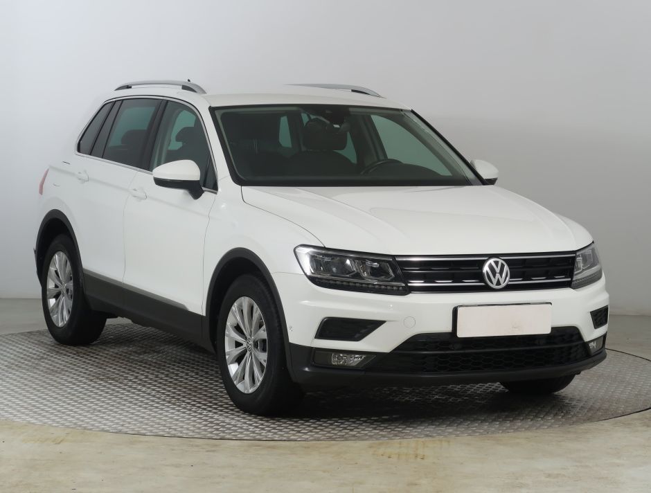 Volkswagen Tiguan - 2019