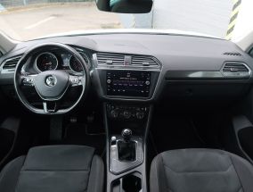 Volkswagen Tiguan - 2019