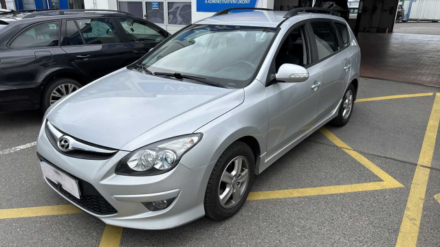 Hyundai i30 2011