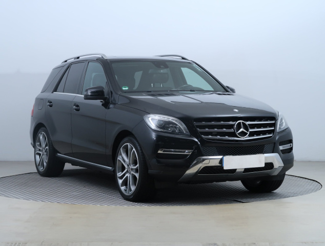 Mercedes-Benz ML 2013
