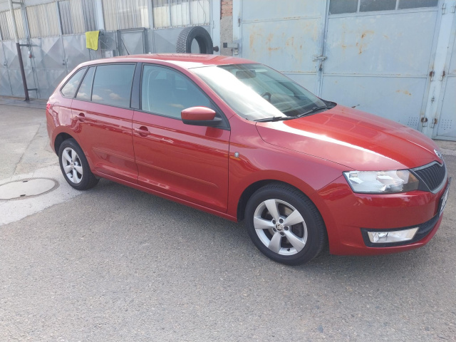 Škoda Rapid Spaceback 2015