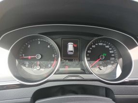 Volkswagen Passat - 2015
