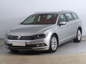 Volkswagen Passat - 2015
