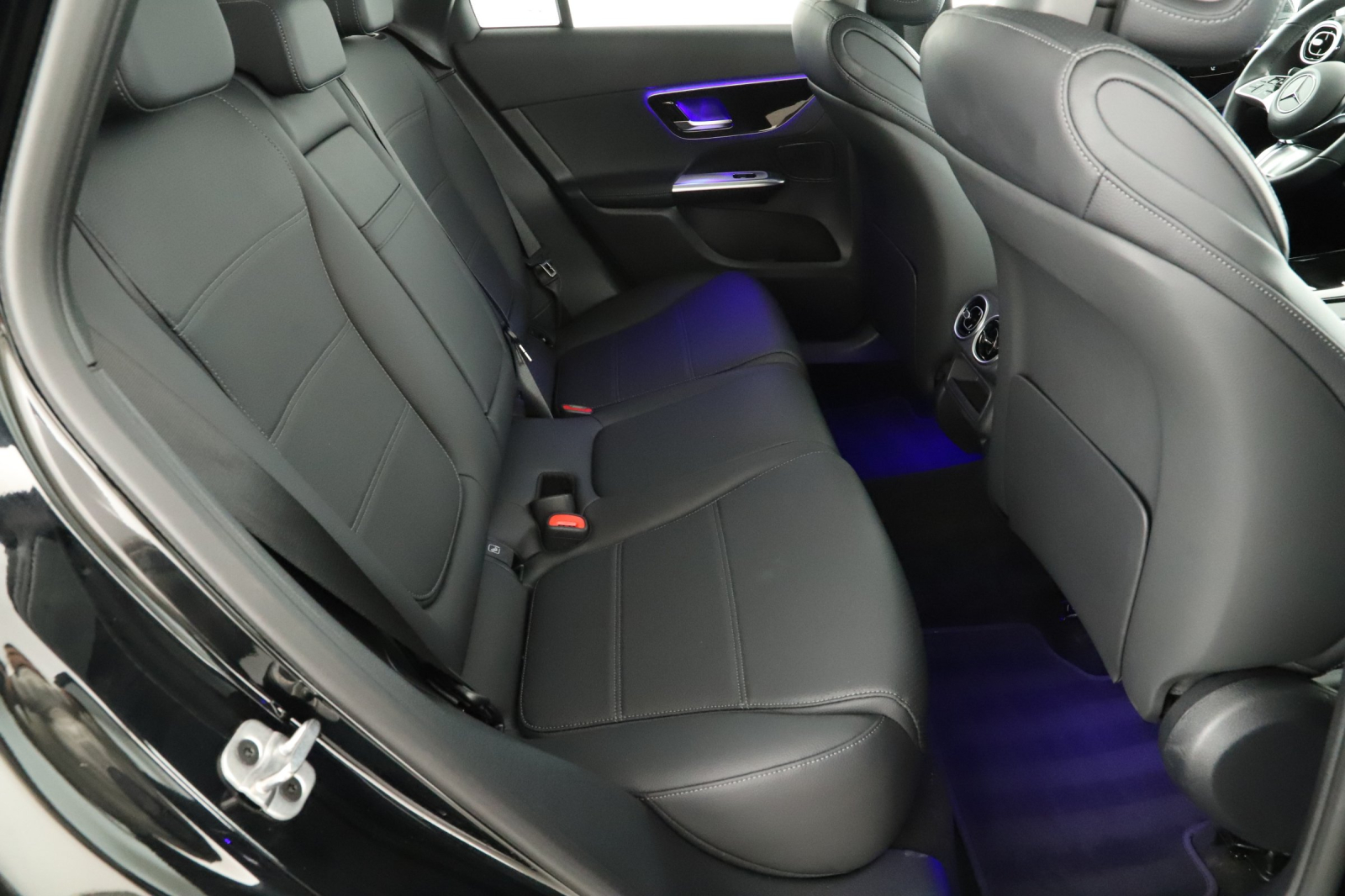 Mercedes-Benz GLC - 2025