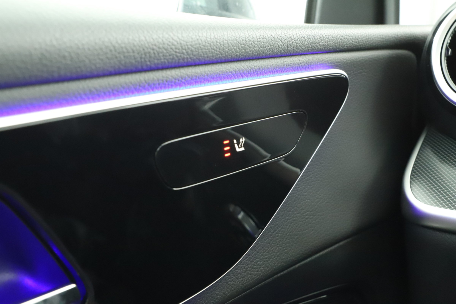 Mercedes-Benz GLC - 2025