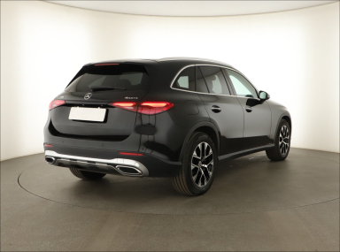 Mercedes-Benz GLC - 2025