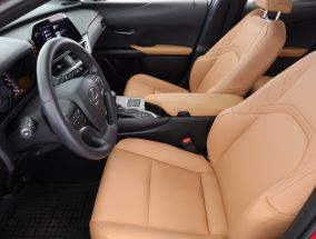 Lexus UX - 2024