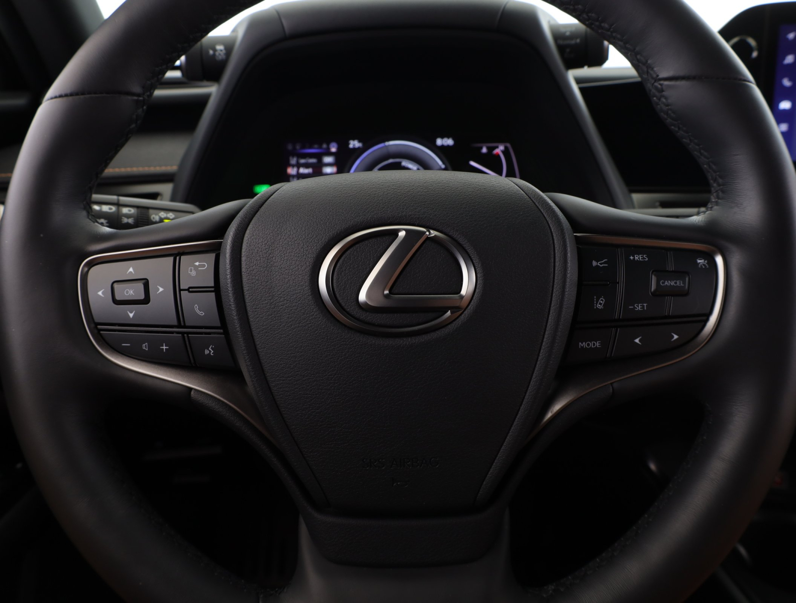 Lexus UX - 2024