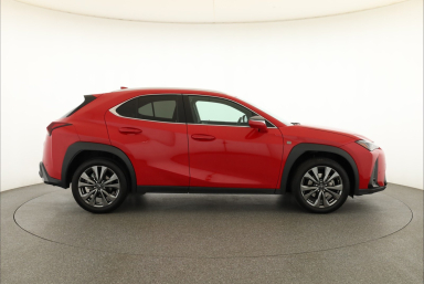 Lexus UX - 2024