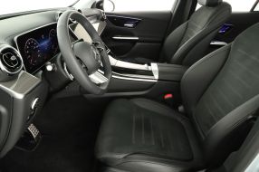 Mercedes-Benz GLC - 2025