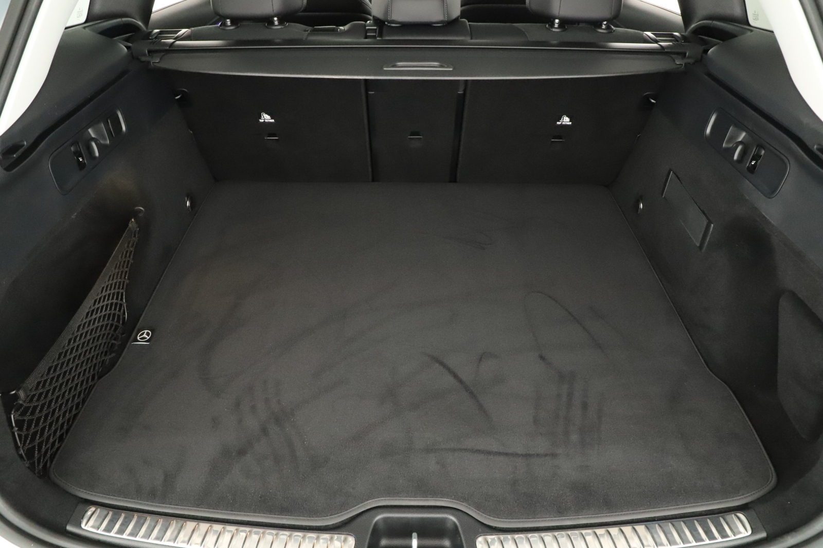 Mercedes-Benz GLC - 2025