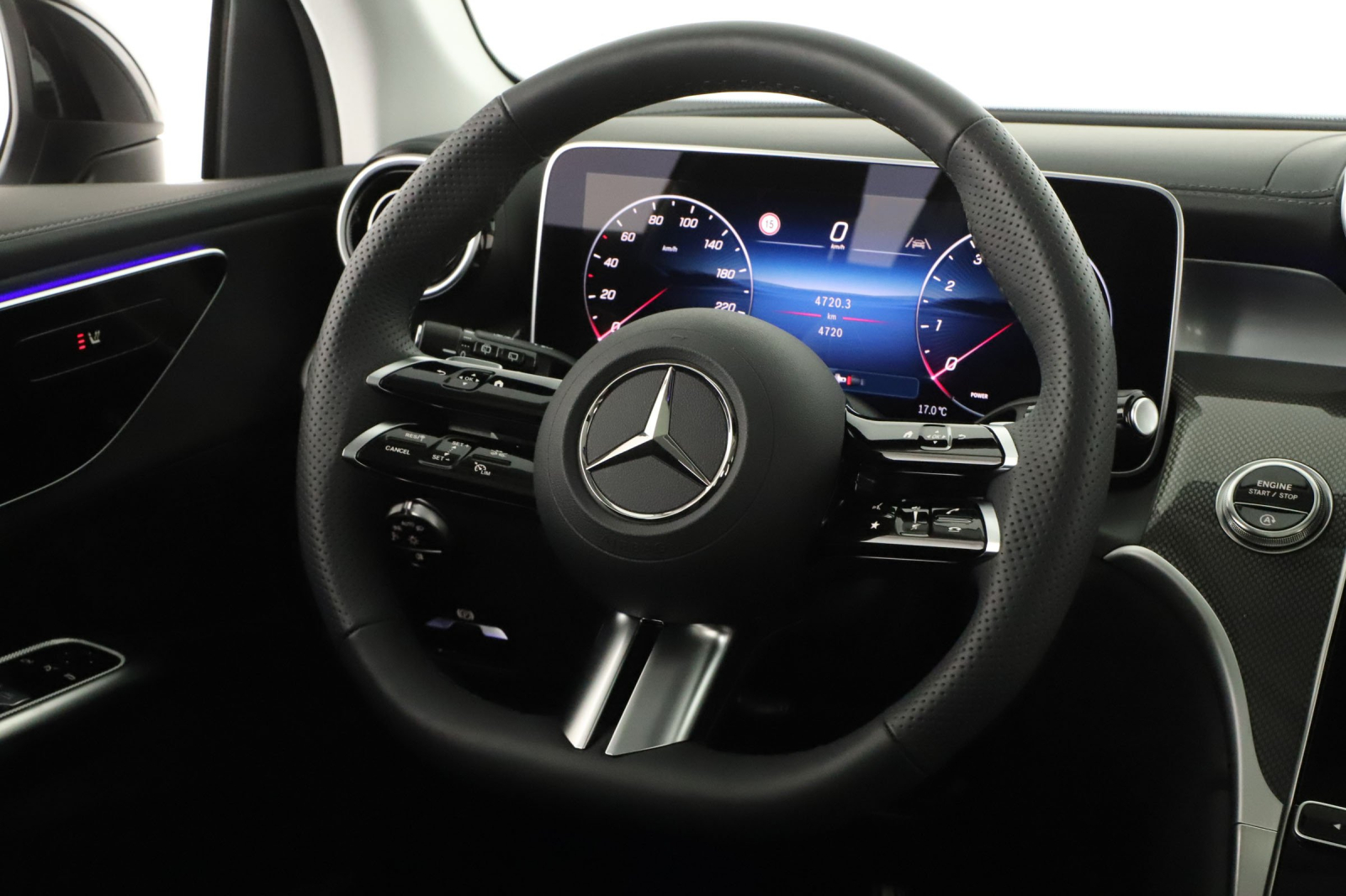 Mercedes-Benz GLC - 2025