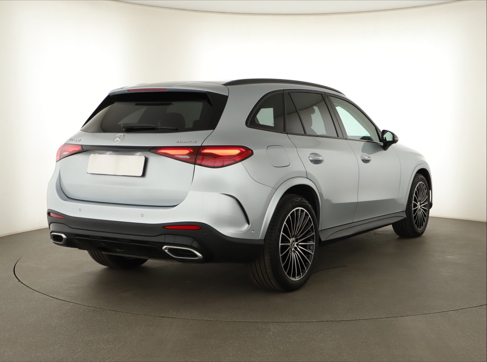 Mercedes-Benz GLC - 2025