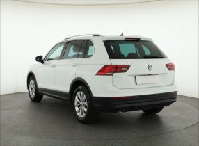 Volkswagen Tiguan - 2020