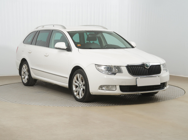 Škoda Superb 2010