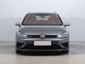 Volkswagen Golf - 2017
