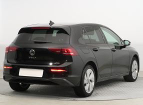 Volkswagen Golf - 2024
