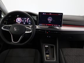Volkswagen Golf - 2024