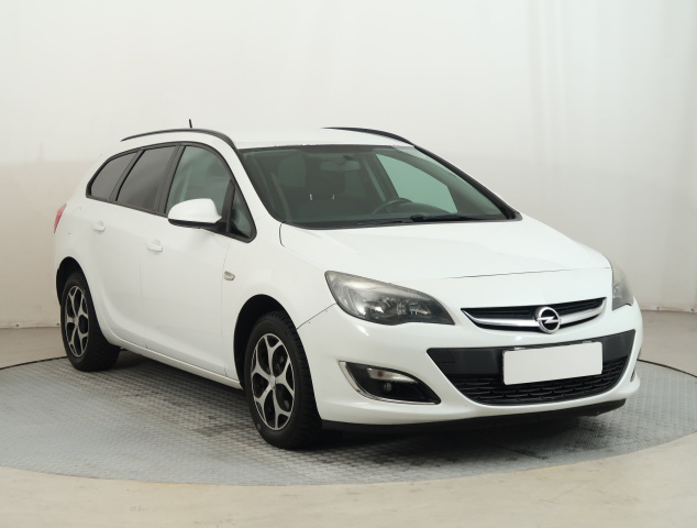 Opel Astra 2012