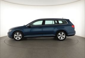 Volkswagen Passat - 2020
