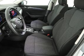 Škoda Octavia - 2023