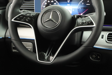 Mercedes-Benz GLE - 2025