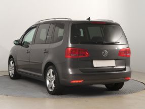 Volkswagen Touran - 2015