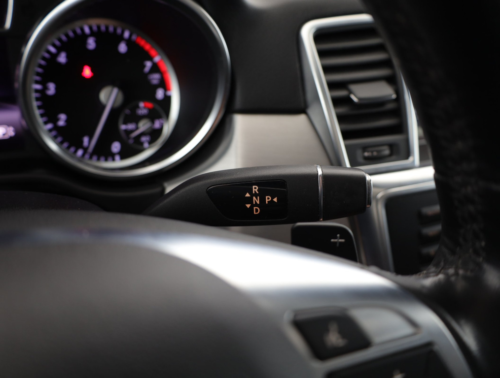 Mercedes-Benz ML