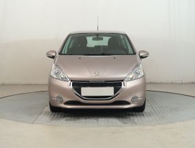 Peugeot 208 - 2012